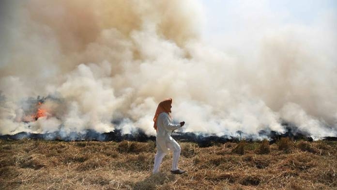 Delhi NCR Air Polluton due to straw 