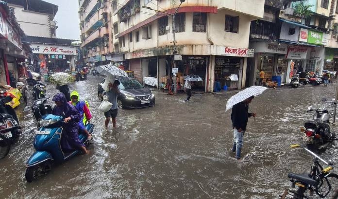 Heavy Rainfall In Thane City