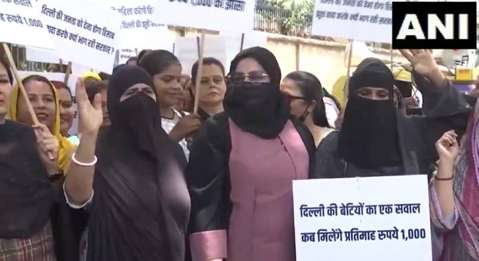 Delhi Women Protest