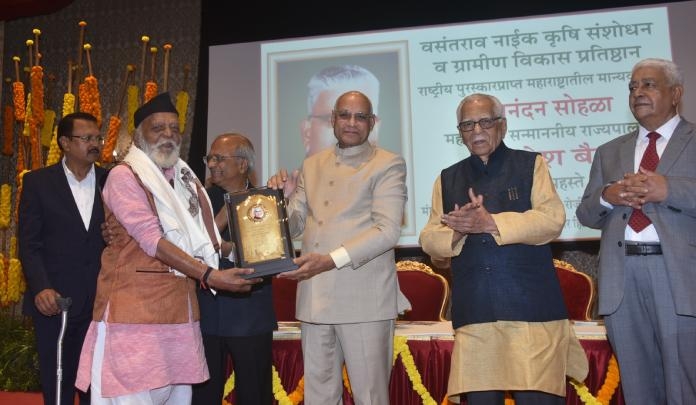 Padma awardee honoured Governor 