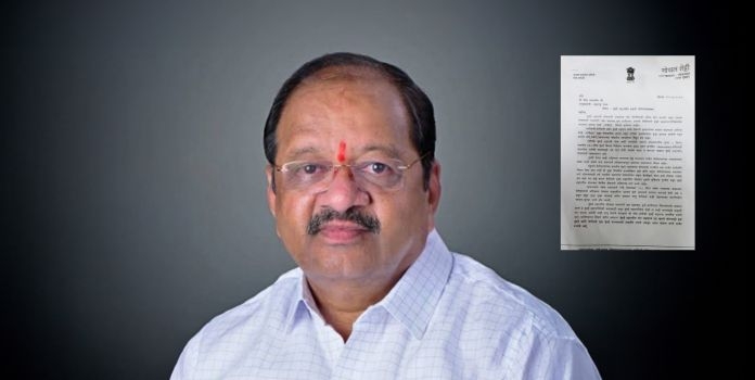 Gopal Shetty on hawker