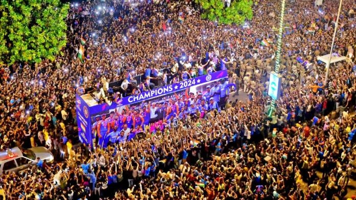 mumbai team india victory ceremony